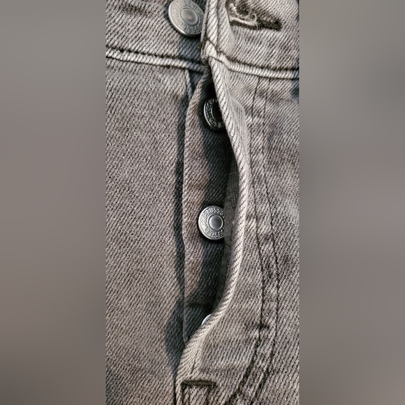 Size 26 Wedgie Straight Levi's - Picture 5 of 7